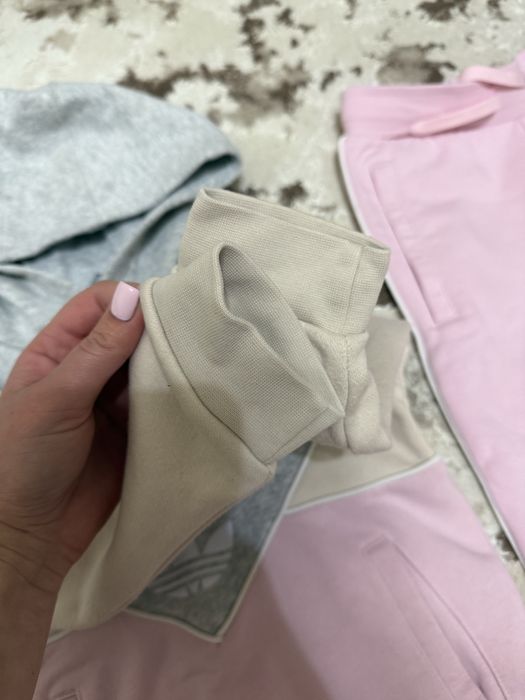 Костюм adidas на дівчинку