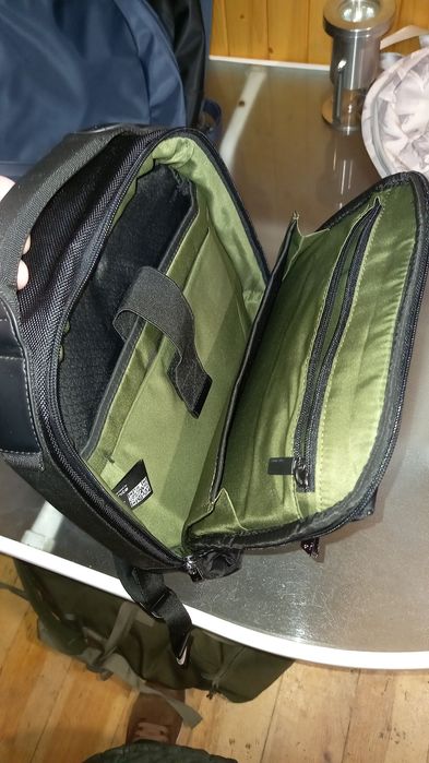 Рюкзаки продам , брендові