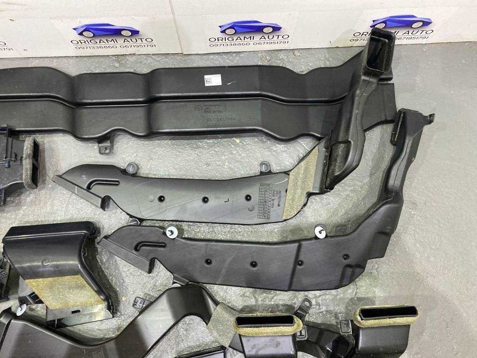 Воздуховод Jeep grand cherokee WL джип гранд черокі ВЛ 2021+