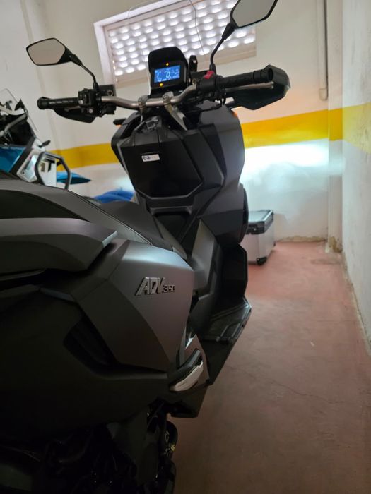 Honda ADV350 ano2024