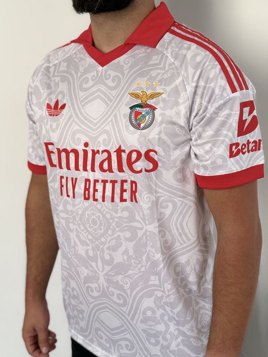 Camisolas de clube e selecoes