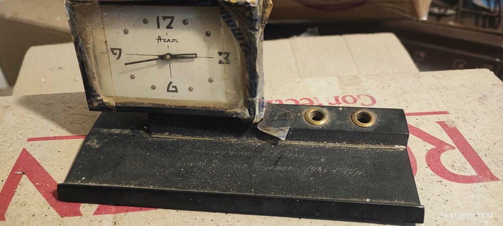 Часи настільні АГАТ