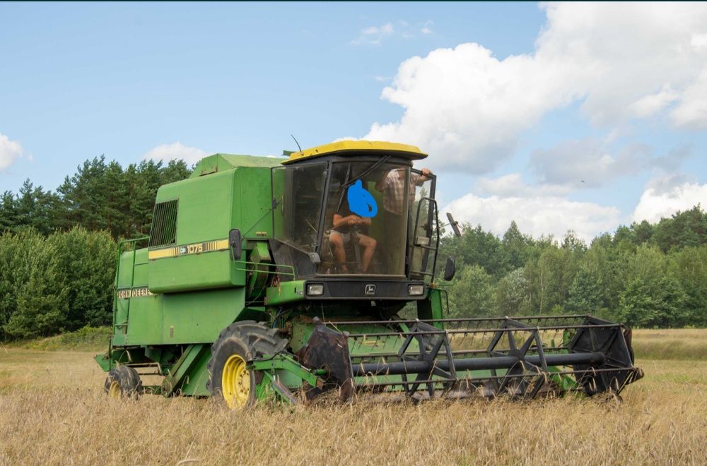 Kombajn John Deere 1075
