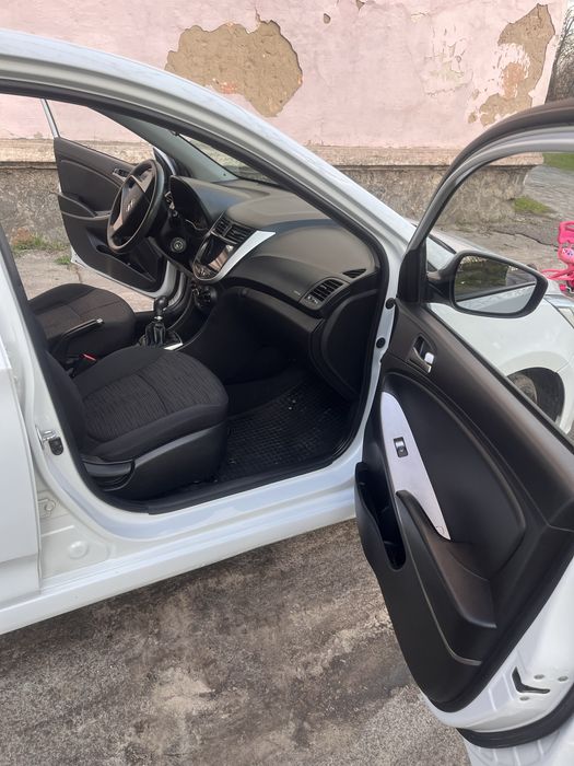 Hyundai Accent 2017 VIN KMHCT41BAJU364344 фото оголошення 16 з 20
