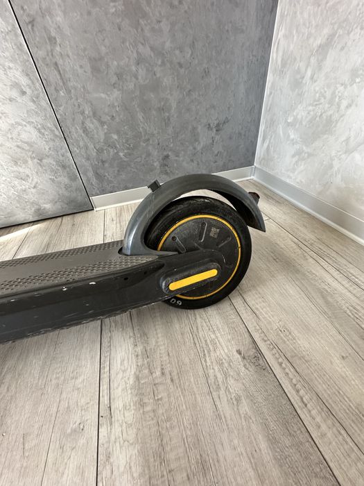 Електросамокат Ninebot G30 Max