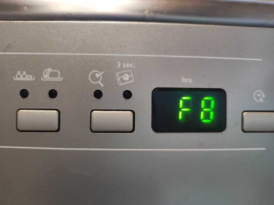 Zmywarka Whirlpool 6 Sense (uszkodzona na części)