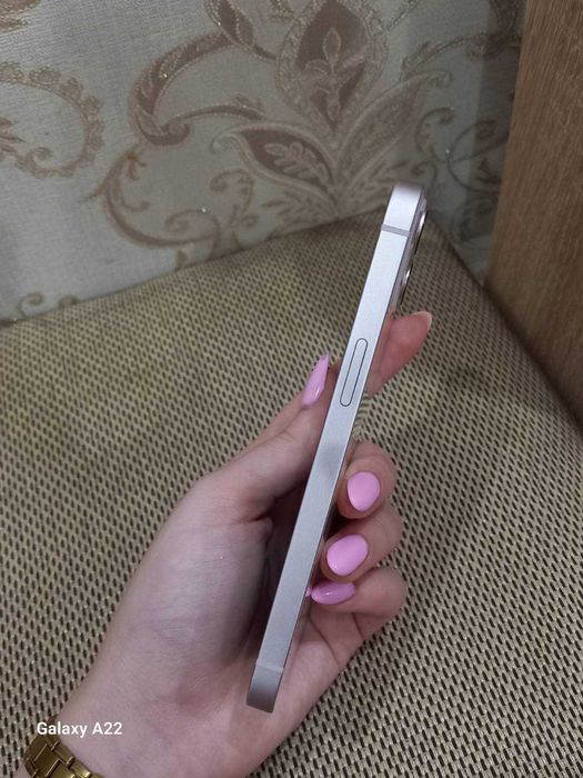 Продаю телефон б/у