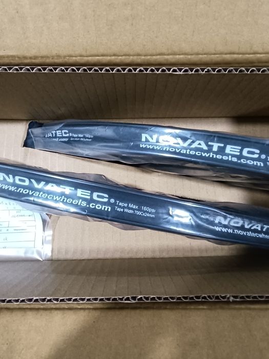 Várias Rodas carbono  NOVAS na caixa