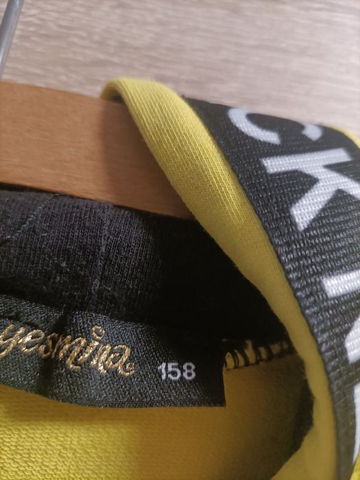 Bluza dla dziewczynki z kapturem