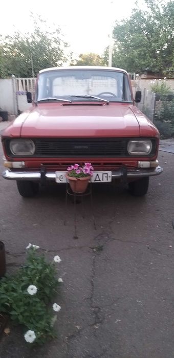 Продам москвича  2140