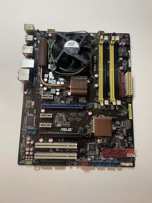 Motherbord asus P5Q PRO + Intel Quad Core 8200