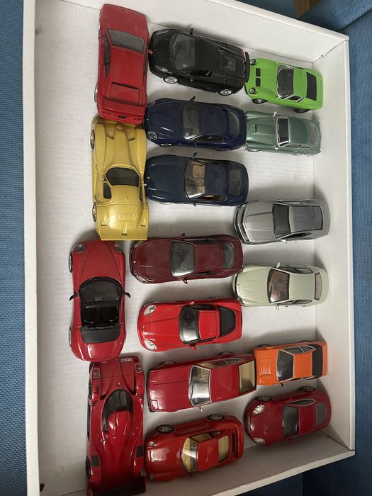 Колекційні модельки 1:43