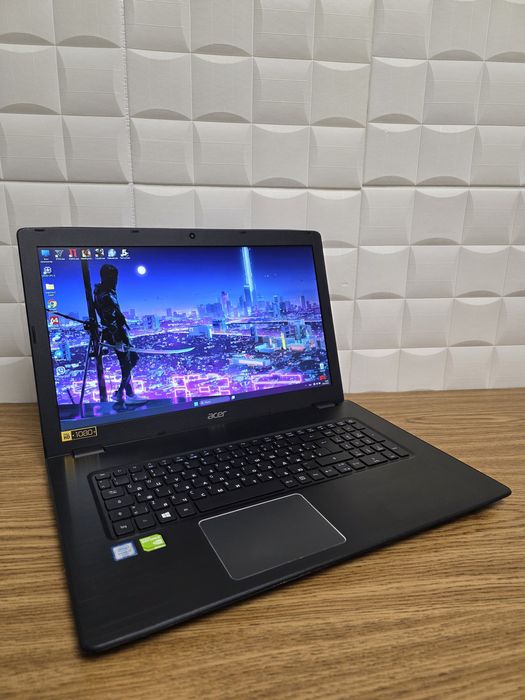 Мощныы Игровой ноутбук Asus 17.2"IPS,8GB,SSD+500gb,NVIDIA 2Gb