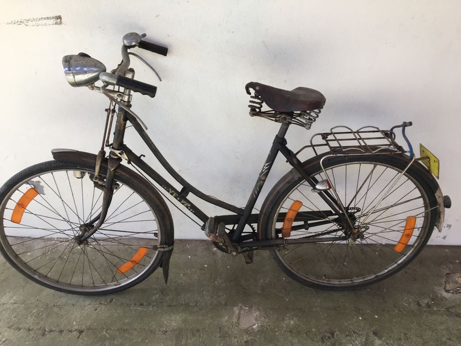 Bicicleta pasteleira senhora