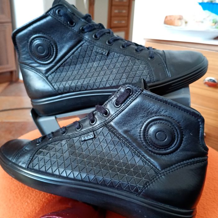 Ecco 40 skóra naturalna trampki