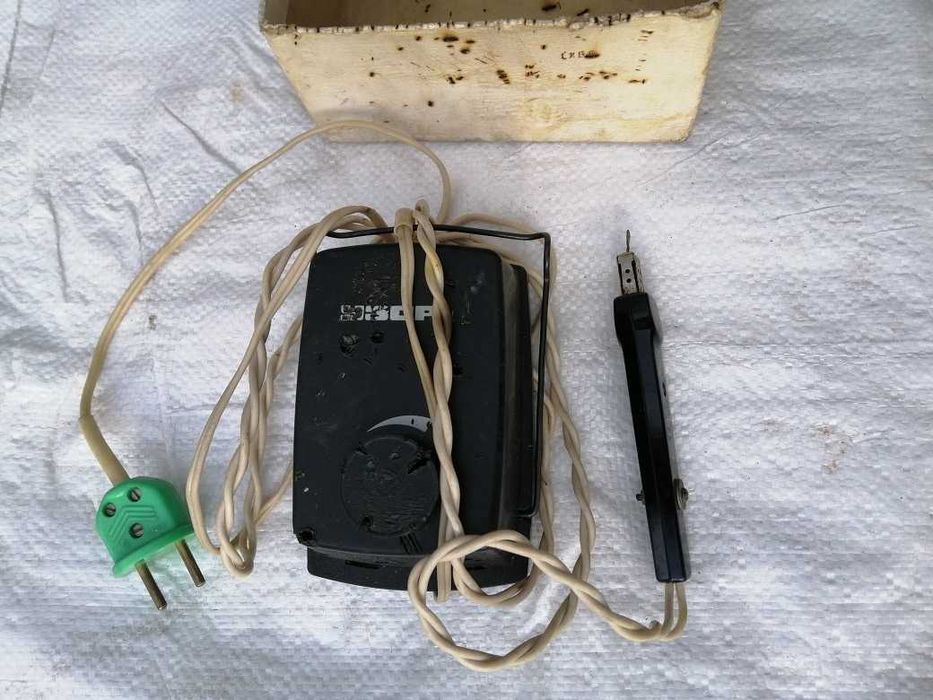 выжигатель по дереву, музыкальная шкатулка.