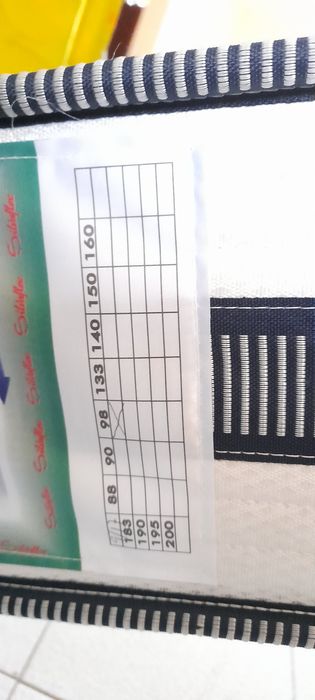 Colchão de cama individual como novo