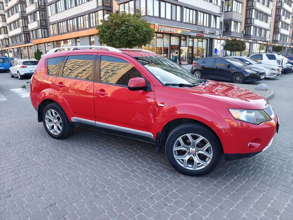 Mitsubishi outlander XL
