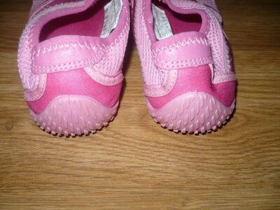 Аквашузы Коралки розовые 31р. Oxylane