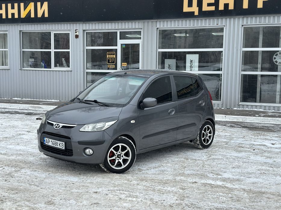 Hyundai і10 Офіційна