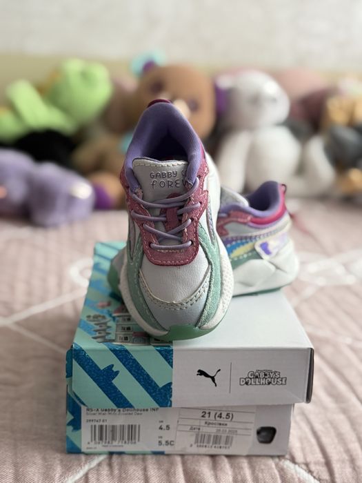 Кросівки Puma для дівчинки 21 р