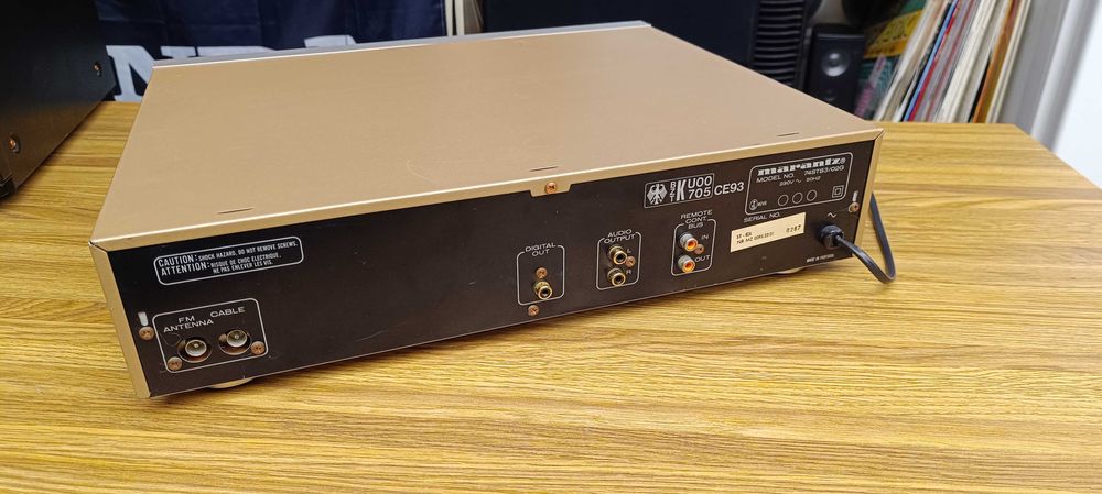 FM/AM тюнер Marantz ST-83 DSR-RDS