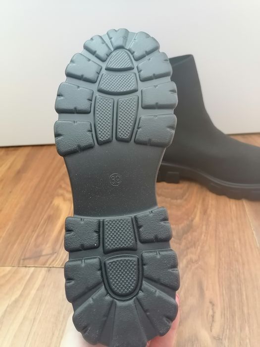 Damskie buty skarpeta