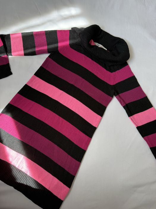 Czarno różowy golf w paski  Marka h&m rozmiar 134-140