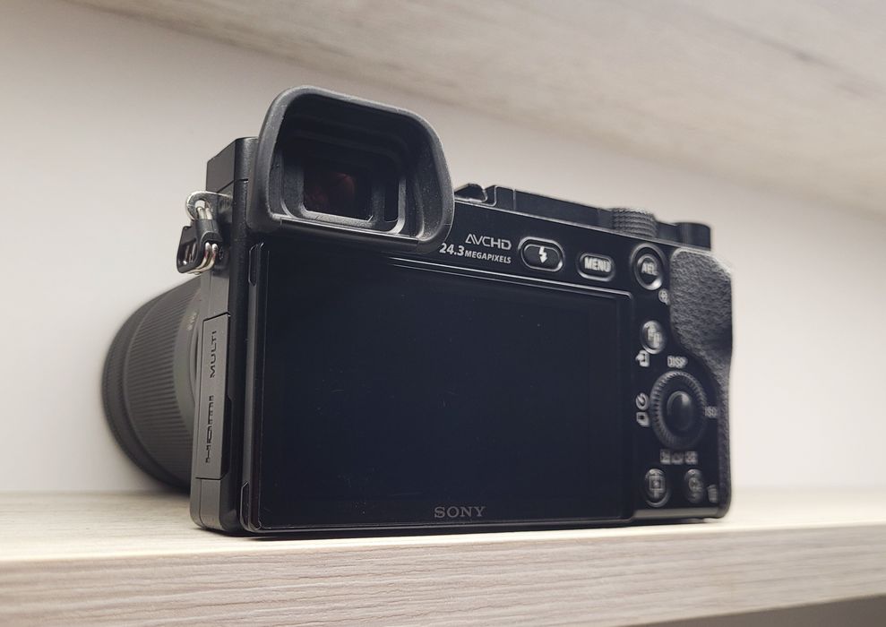 Sony alpha a6000 + sony 55-210mm F/4.5-6.3