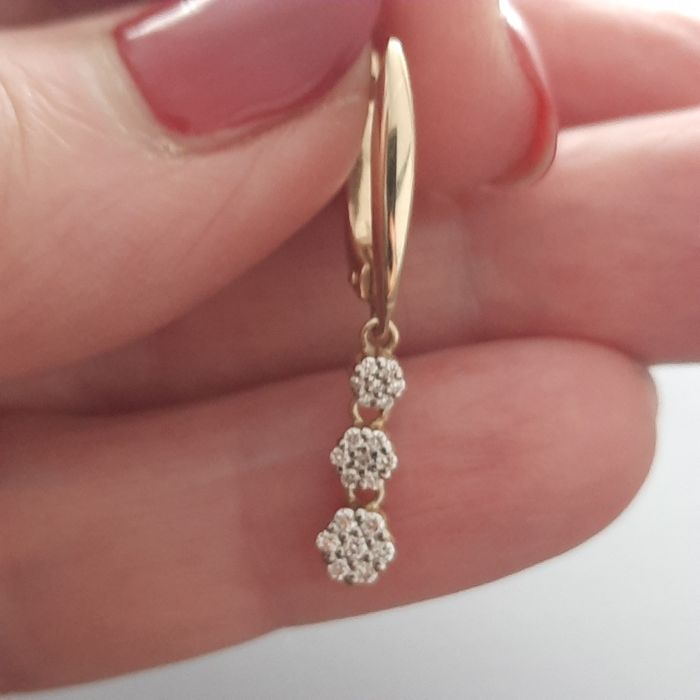 Золотые серьги с бриллиантами 3.54 гр. Новые