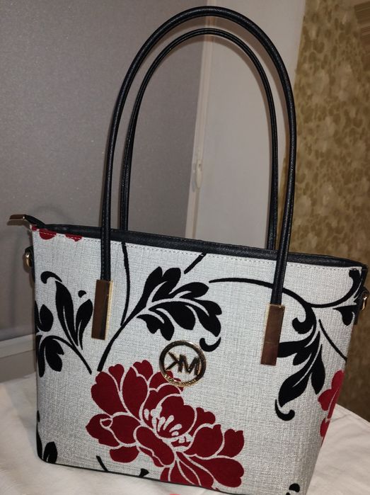 Продаем шопер Майкл Корс