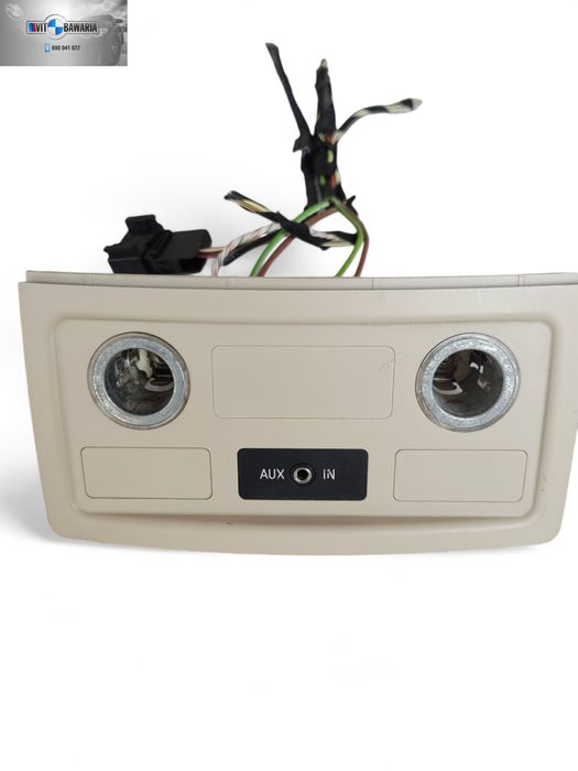 Gniazdo zapalniczki z wejściem aux oraz wiązką BMW E60/E61 beżowe