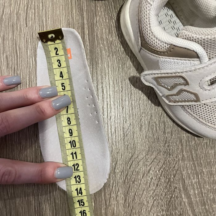 Кросівки дитячі