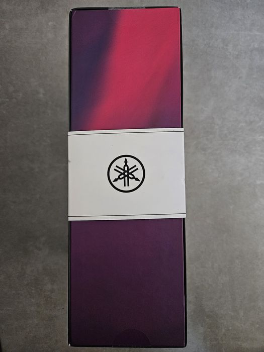 Auscultadores Over-ear Yamaha YH-E700 - Selado c/garantia