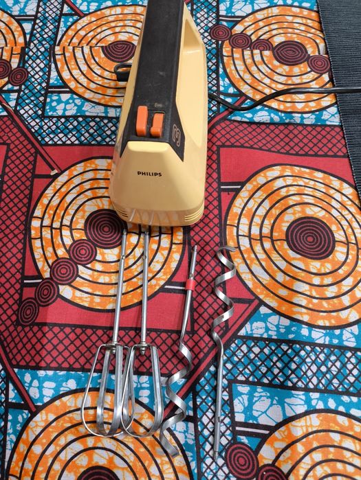Batedeira Philips HR1190 Vintage – Clássica / Colecionável