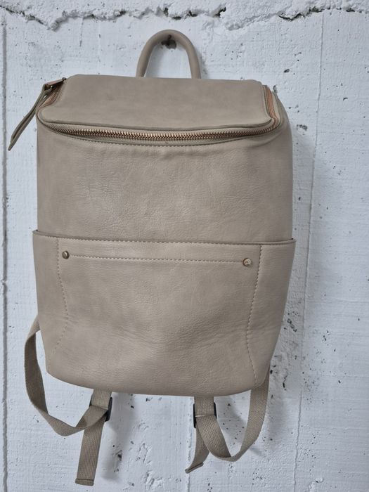 Mochila bege marca Aldo