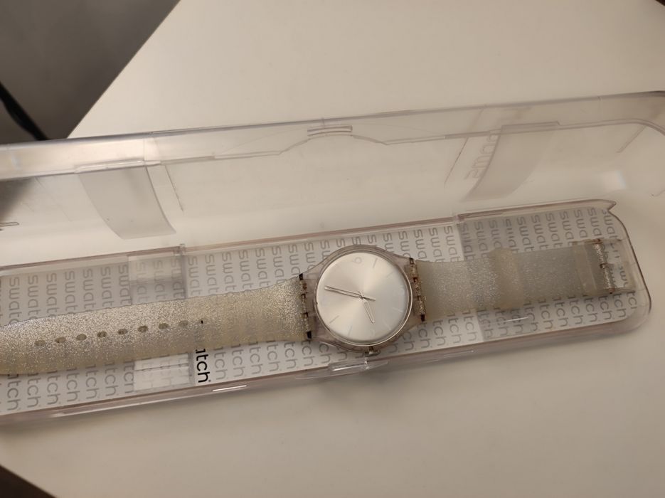 Relógio prateado - Swatch