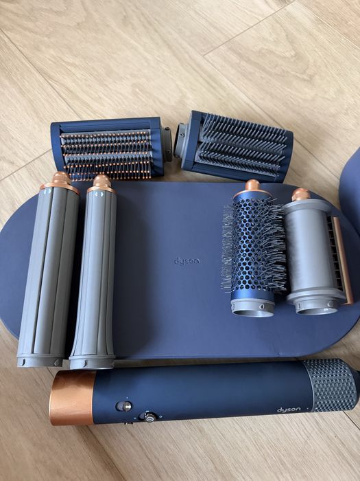 Suszarko lokówka dyson  airwrap