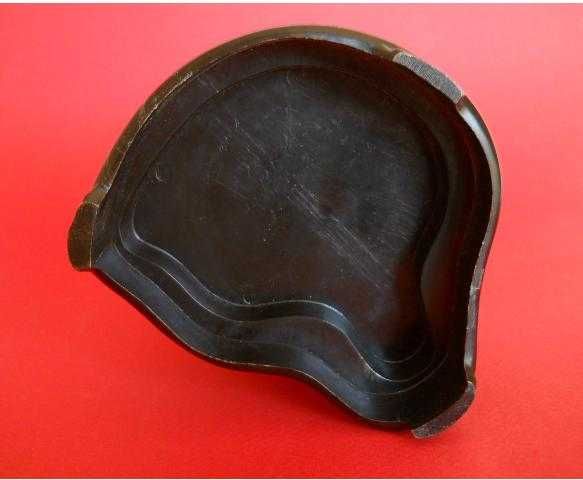 Винтажная Китайская пластмассовая статуэтка