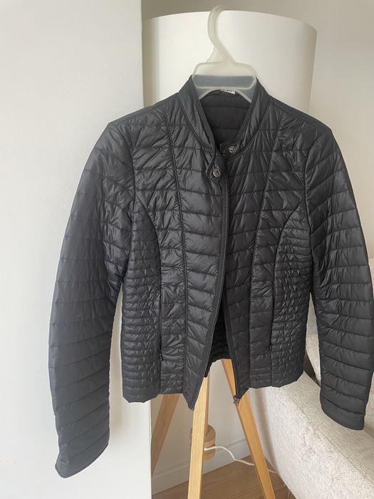 Куртка вітровка жіноча Guess