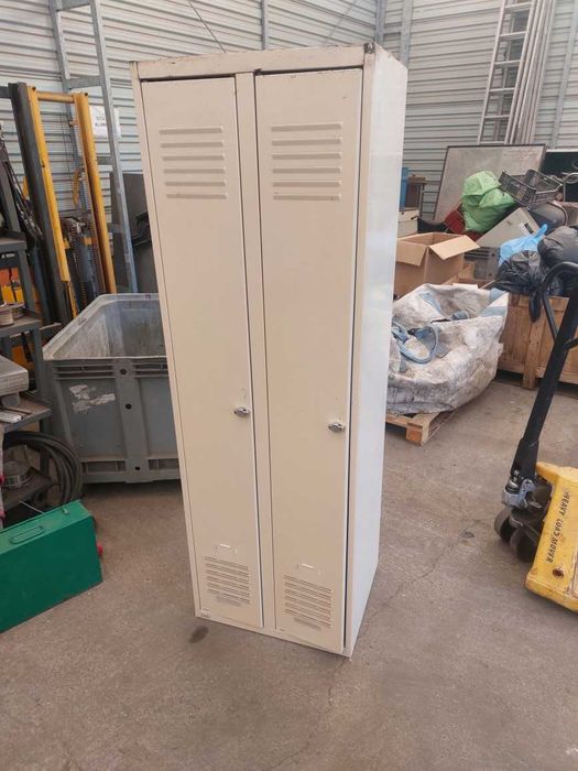 Szafki BHP podwójne i poczwórne