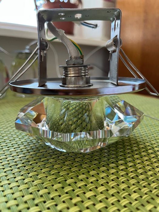 Світильники для гіпсокартону на стелю