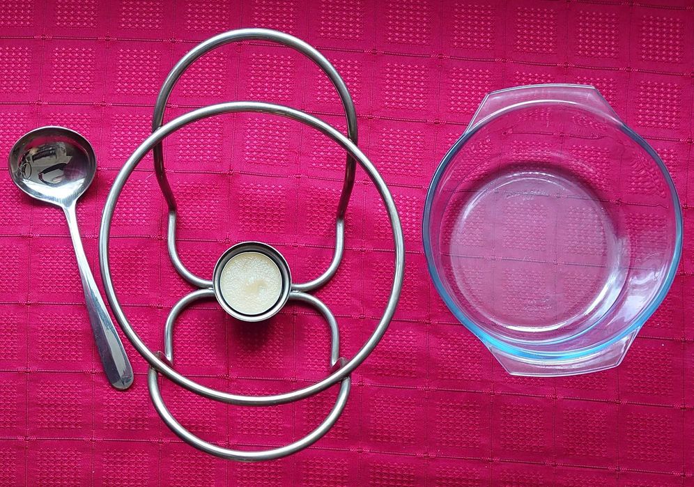 Naczynie żaroodporne, sosjerka z podgrzewaczem. Marinex