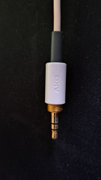 Headphones (AKG)