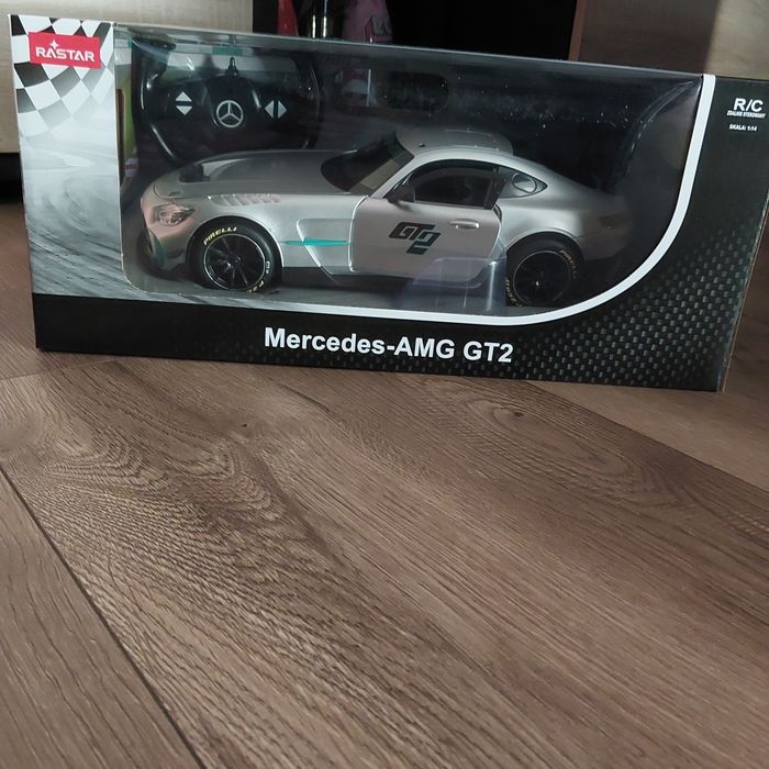 Zdalnie sterowane auto Mercedes-AMG GT2 w skali 1:14