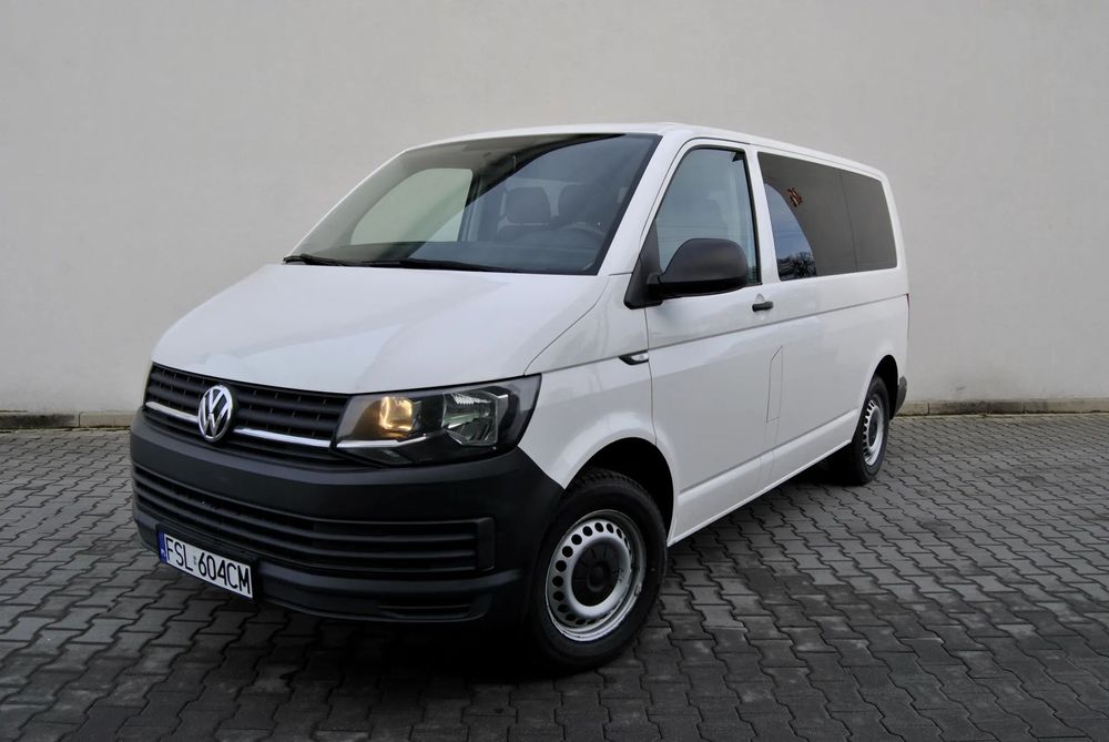 Volkswagen Caravelle T6 Caravelle 2,0tdi 102ps Klimatronic 3strefy webasto 9osób izofix Pdc