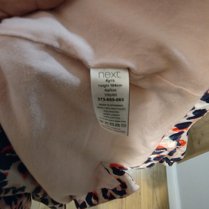 Kurtka płaszczyk wiatrówka next 104