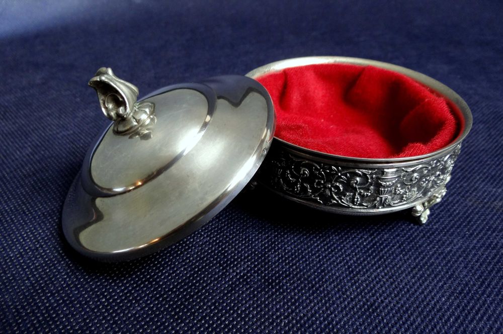 Srebrne puzderko na biżuterię próba 3 Biamet