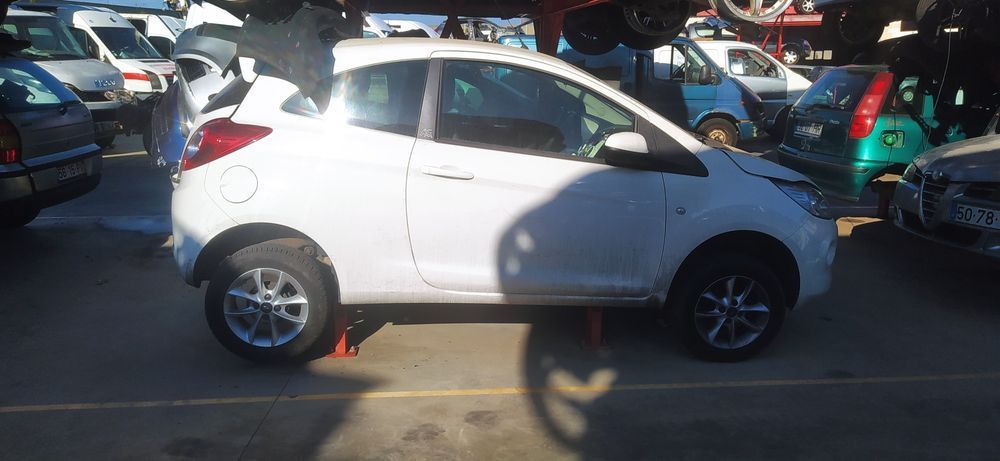 Ford Ka 1.2 8v.      .