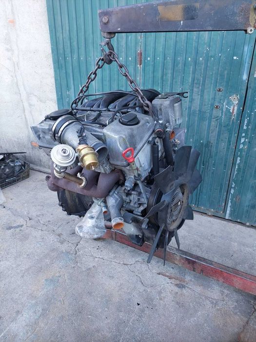 Motor Mercedes C220 a gasóleo 2.0 de 1994